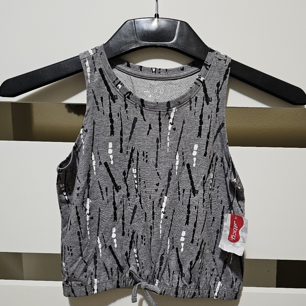 Croptop exercise BCG size medium NWT